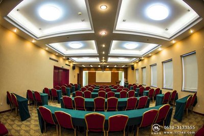 臺(tái)兒莊古城周邊住宿 臺(tái)兒莊大酒店